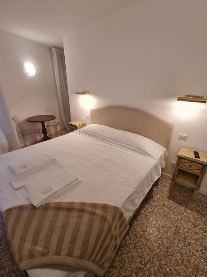 San Marco Romantic Rooms Venesia Bagian luar foto